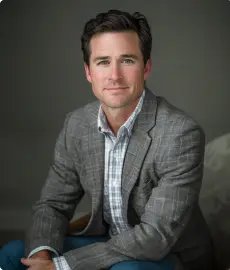 mortgage-broker_male-40_desktop